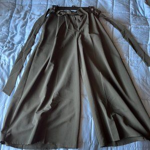 Olive Green Capri Slack Size M